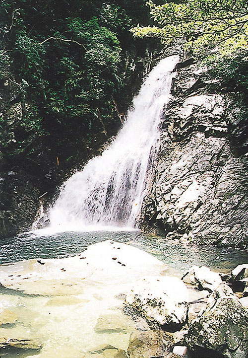 Photo of Hiji Falls